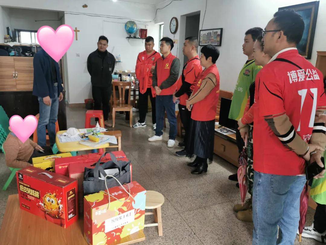 知名球队球员受邀参加慈善活动，积极为社会贡献力量的简单介绍
