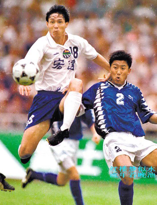 包含大连足球史上今天：2015年阿尔滨0-0武汉卓尔，附球员+教练评分（7月18日中甲）的词条