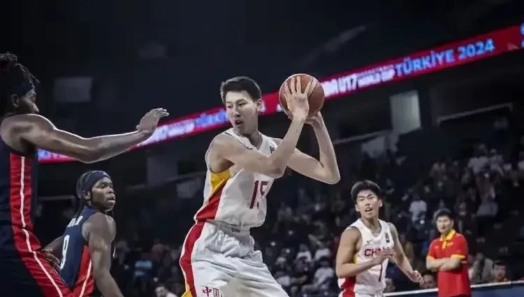比肩文班周琦杨瀚森！郇斯楠U19世界杯场均5盖帽的简单介绍