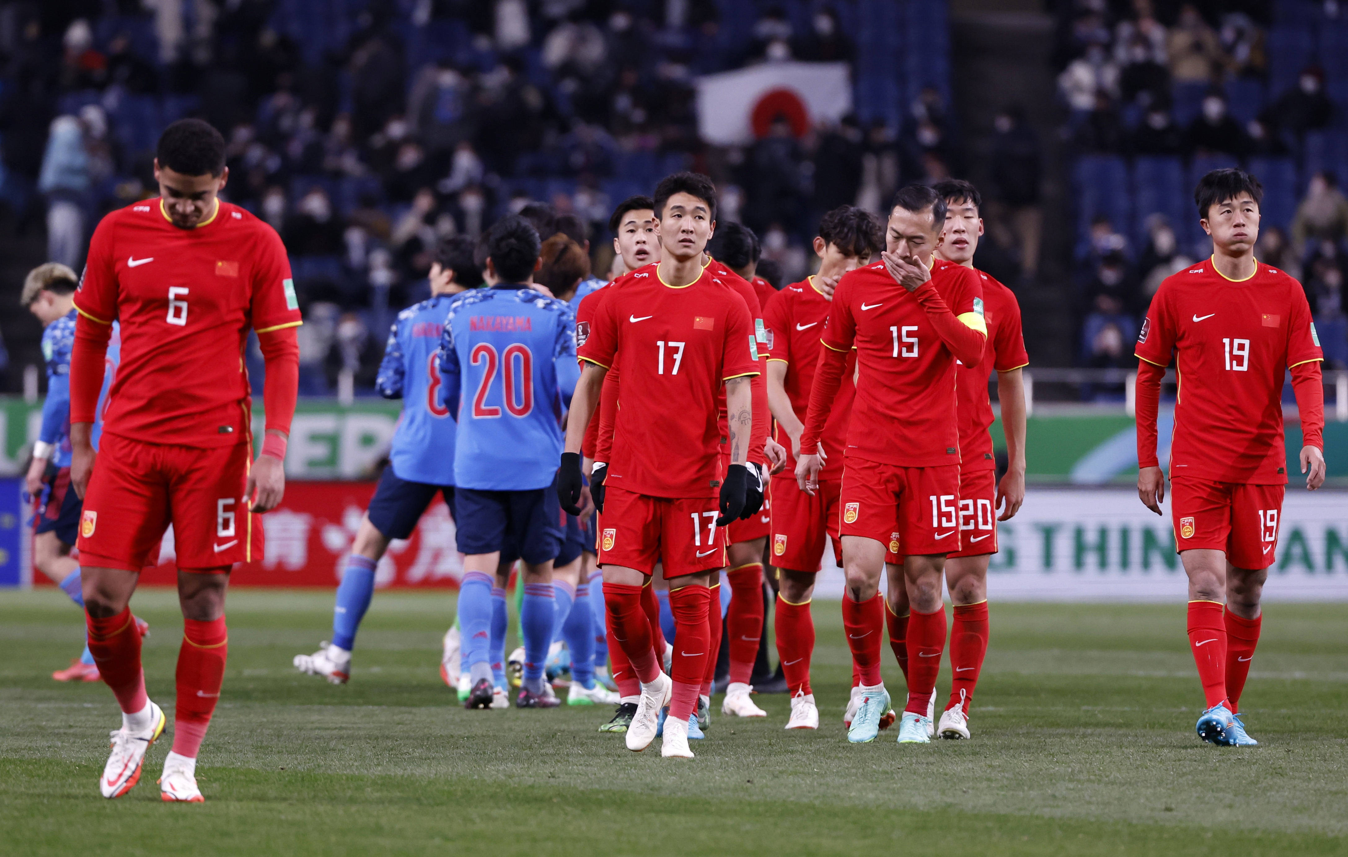 直播！16点CCTV5国足VS中国香港，赢1-0=5连胜剑指冠军