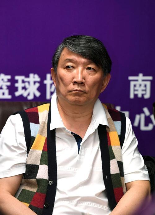 杨毅谈李梦无缘亚洲杯:宫鲁鸣无任何私欲